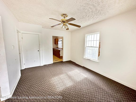 3rd image of 2115 S Martin Luther King Jr Blvd