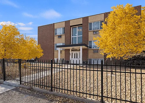 6981 Ash St Photo 1