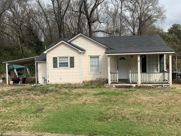 1825 Wheeler Dr, Natchez, MS 39120