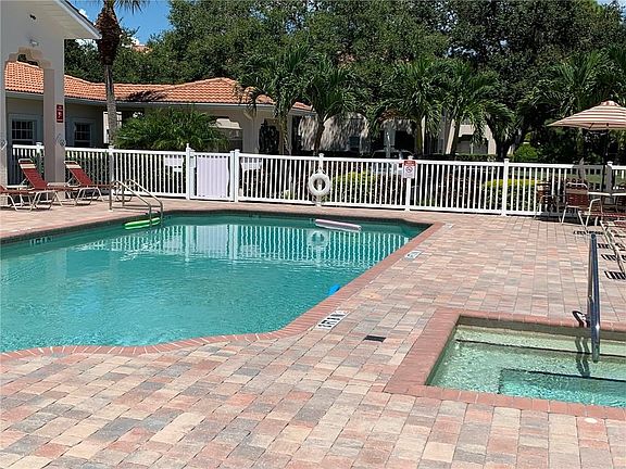 2nd image of 4224 Central Sarasota Pkwy APT 1123