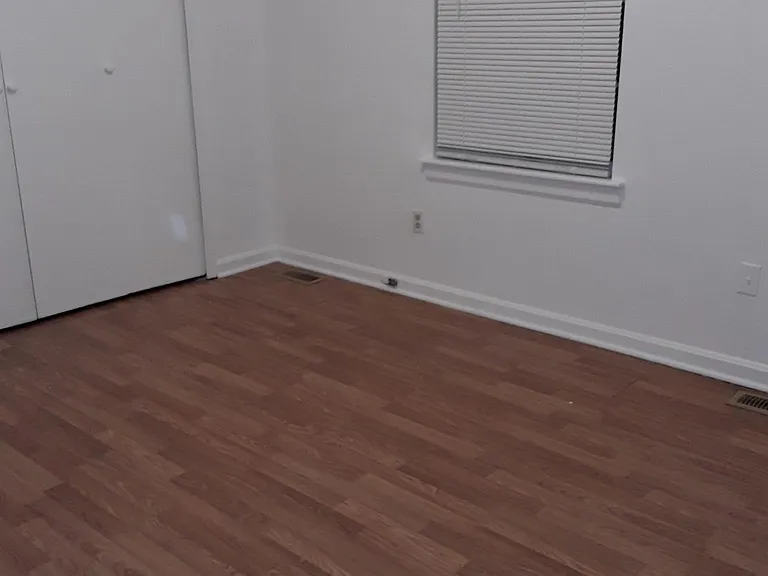 959 Swan Ln — Photo 15