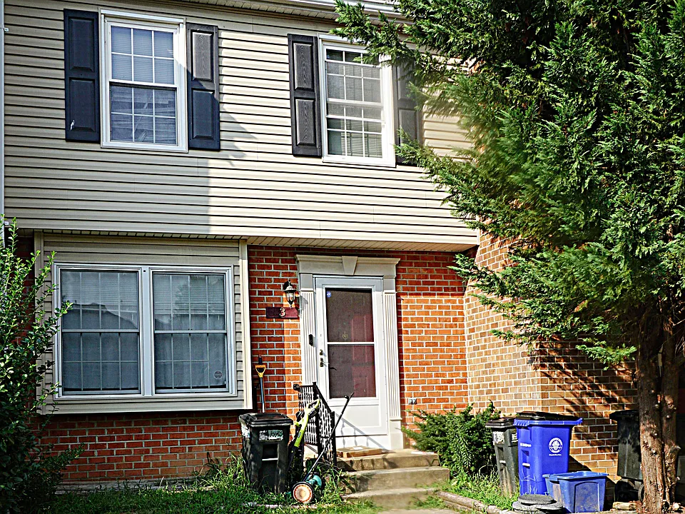 3 Crystal Rock Ct
