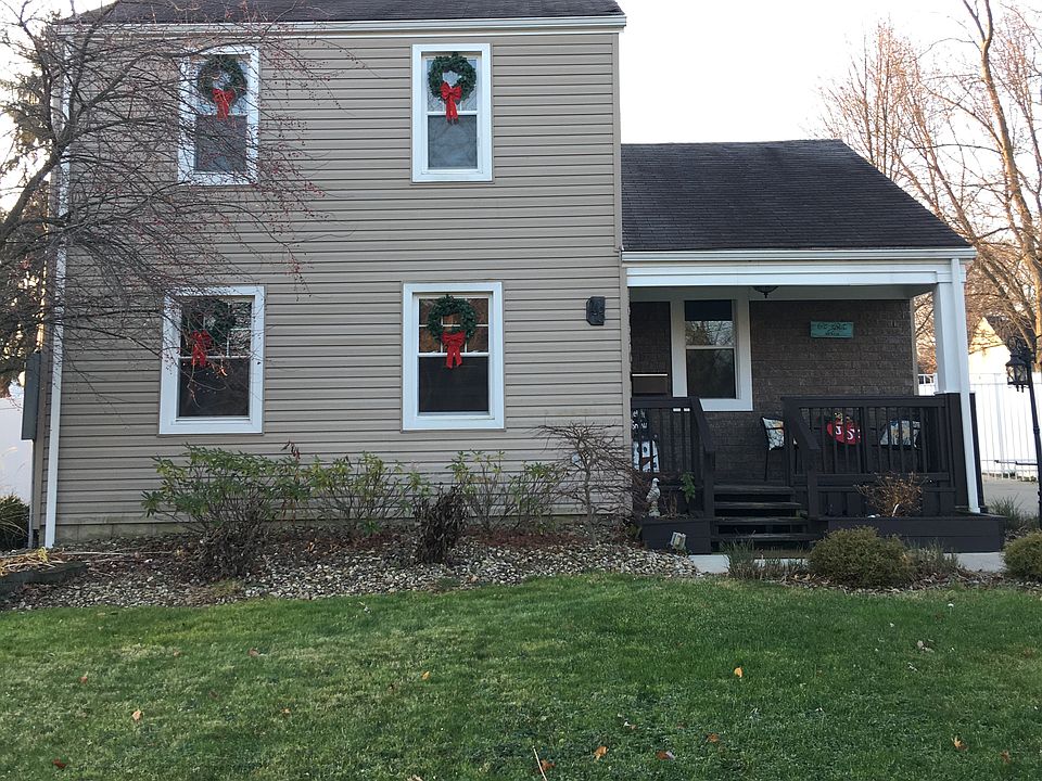 1st image of 43 Renwick Dr