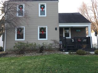 43 Renwick Dr, Poland, OH 44514