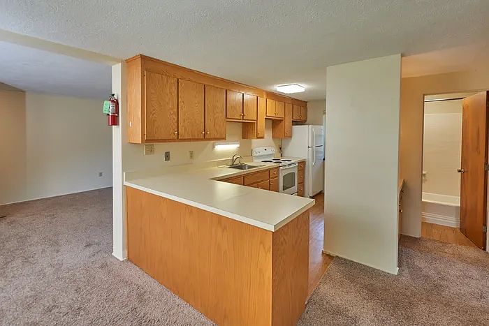 2nd image of 321 S Corl St APT 3