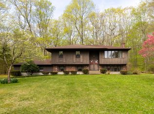 28 Caribou Way, Oakdale, CT 06370
