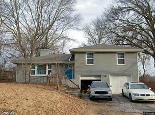 7110 Lafayette Ave, Kansas City, KS 66109