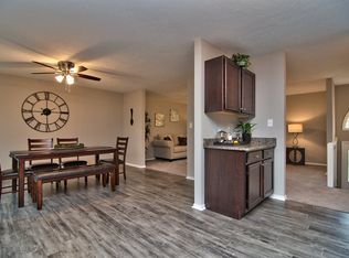 12400 Mountain Laurel Dr, East Stroudsburg, PA 18302
