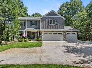 7995 Sable Valley Ct, Ada, MI 49301