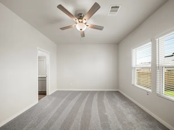17207 Gentle Doves Ln, Waller, TX 77484