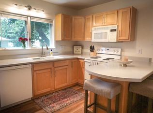 3175 S Herman St, Milwaukee, WI 53207