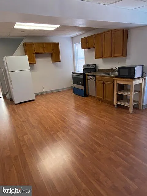 300 E Fort Ave