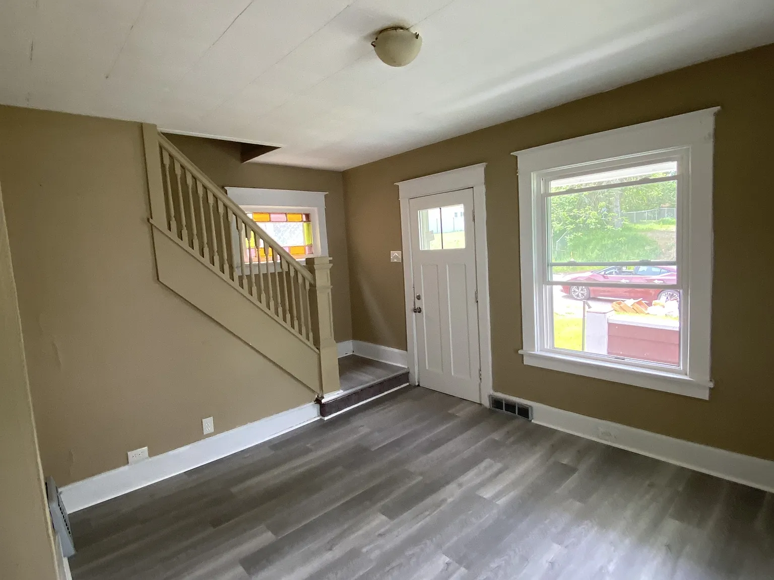 285 Malleable Street - 1 — Photo 2