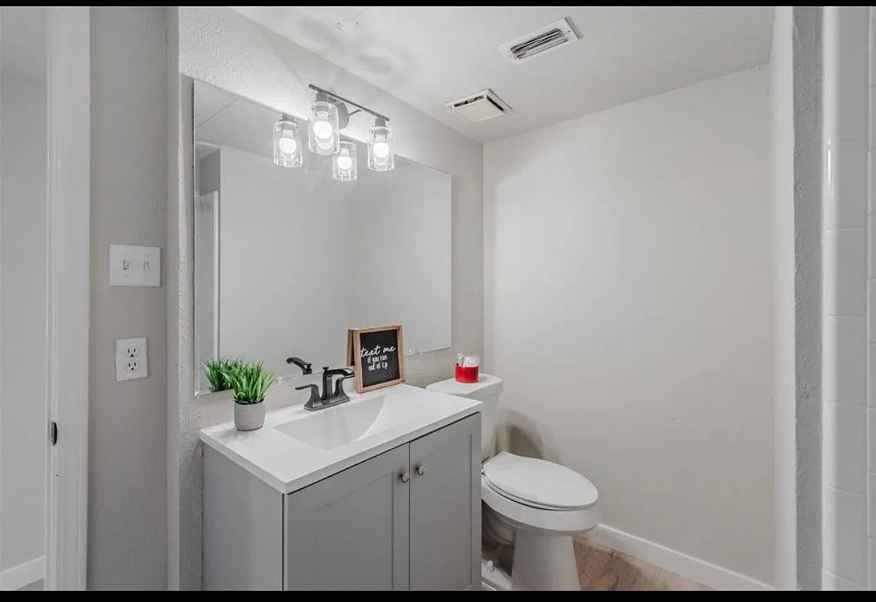 3304 Clovermeadow Dr — Photo 1