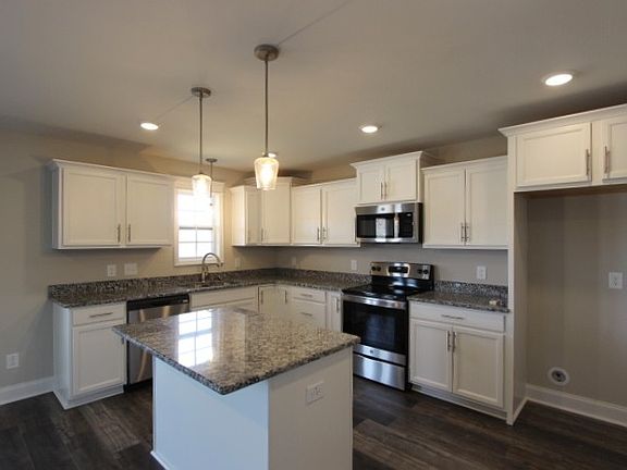3rd image of 59 Camelot Lndg Lot 59