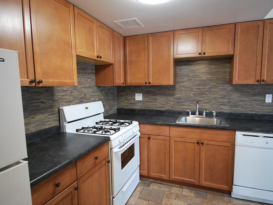 1st image of 5 Washington St