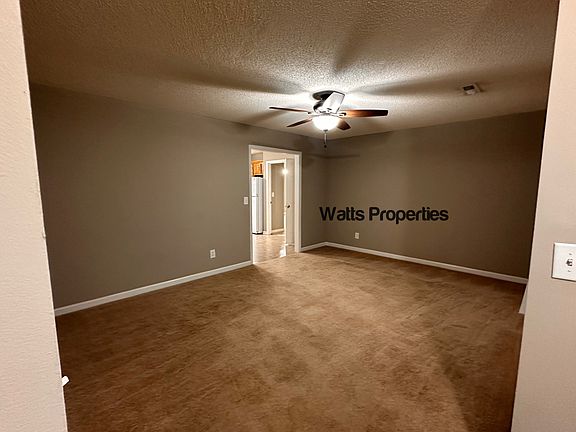 5th image of 82 Briar Cir #82