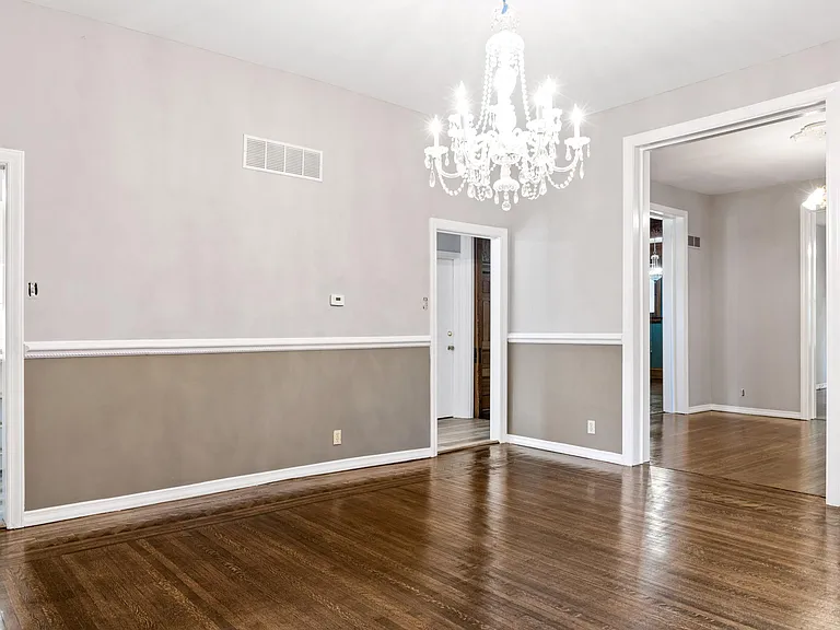 4330 W Pine Blvd — Photo 18