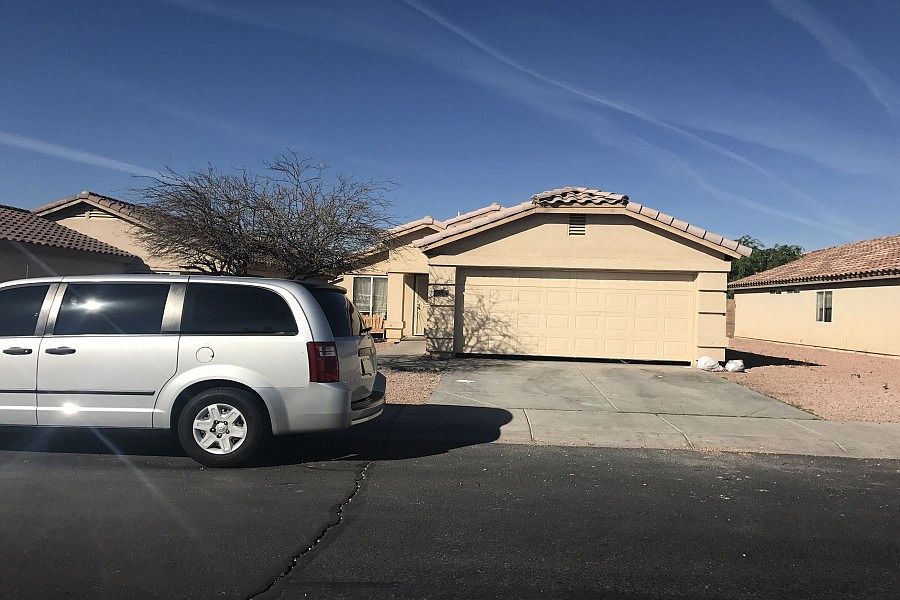 1st image of 12512 N 121st Ave