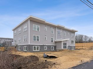 25 Three Pines Dr UNIT 203, Westbrook, ME 04092