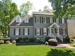 101 Glen Hearth Ct, Cary, NC 27518