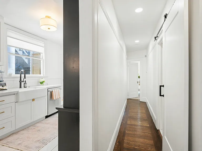2637 Chestnut St — Photo 10