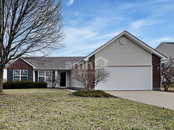 32 Meadowcrest Dr