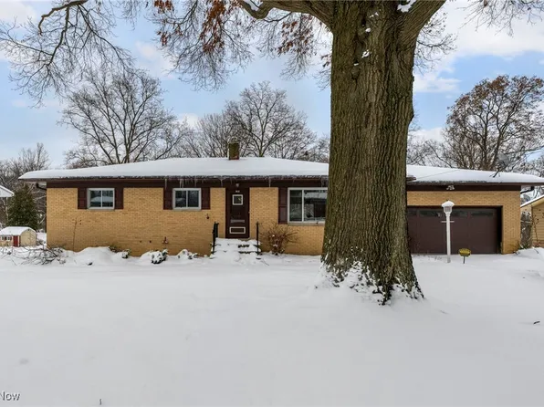 5345 Fairtree Rd, Bedford Heights, OH 44146