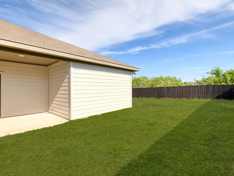 707 Staglin St #A — Photo 23