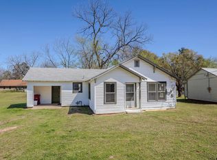 415 Miller St, Mount Vernon, TX 75457