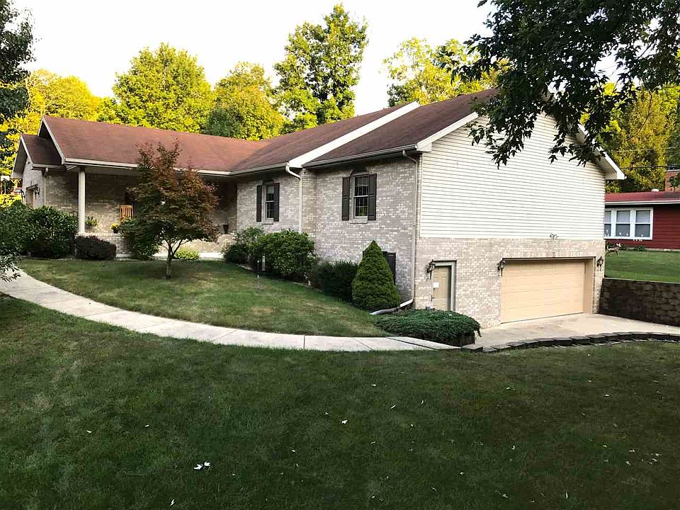 1st image of 2624 E Fairoaks Dr
