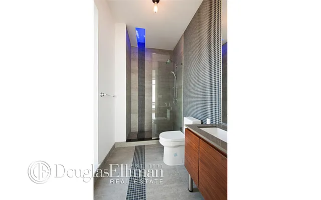 Rented by Douglas Elliman | media 27