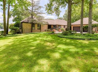 1 Pershing Ct, North Brunswick, NJ 08902