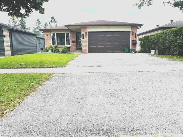 5 Browning Trl N, Barrie, ON L4N 5A5