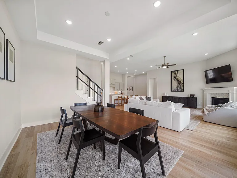 5802 Emerald Ranch Ln — Photo 20