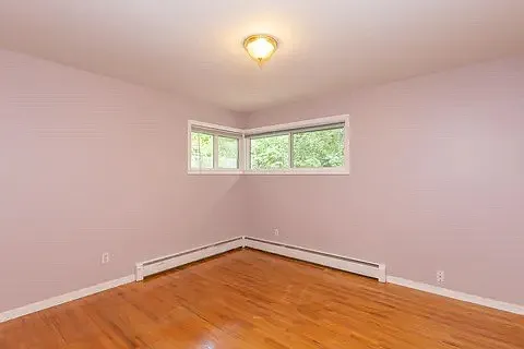 4707 S Helena St — Photo 10