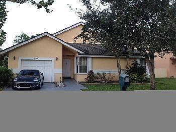 1st image of 20541 NW 7th St