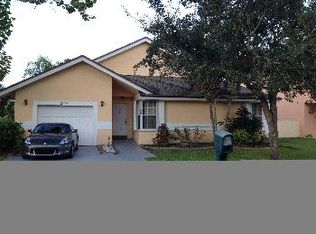 20541 NW 7th St, Pembroke Pines, FL 33029