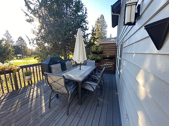 Large outdoor dining