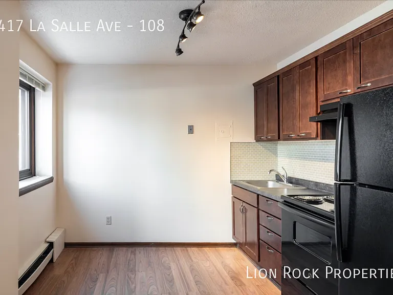 1417 La Salle Ave #108 — Photo 18