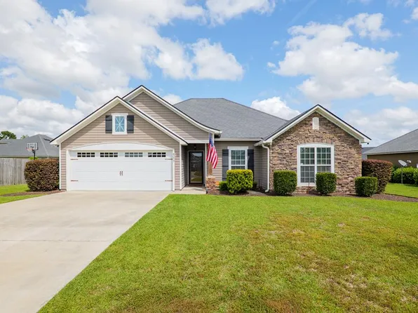 4055 McKenzie Ln, Valdosta, GA 31605