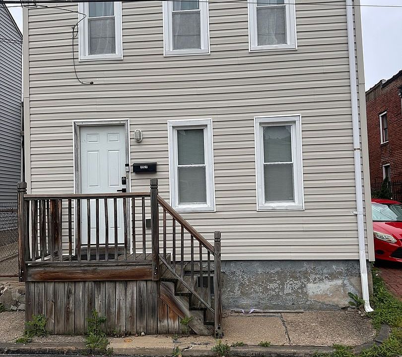 1st image of 1927 Fox Way #760B0938C