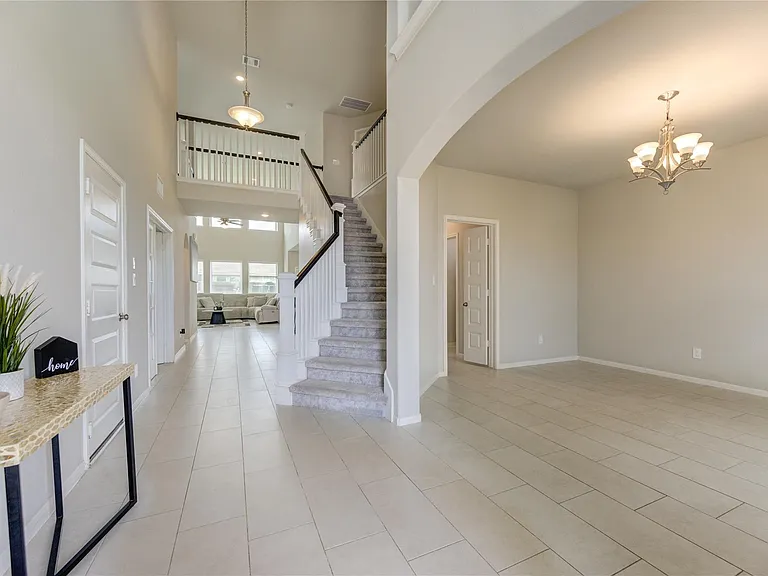 7735 Wrightwood Dr — Photo 17