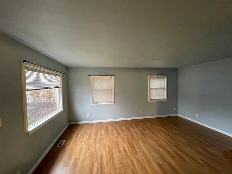 1410 S Colorado Ave — Photo 4