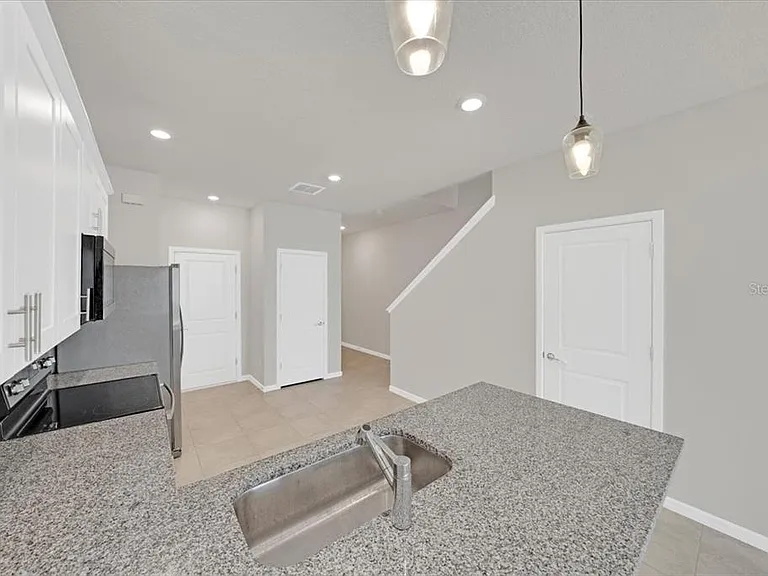 2906 Deer Pine Trl — Photo 18