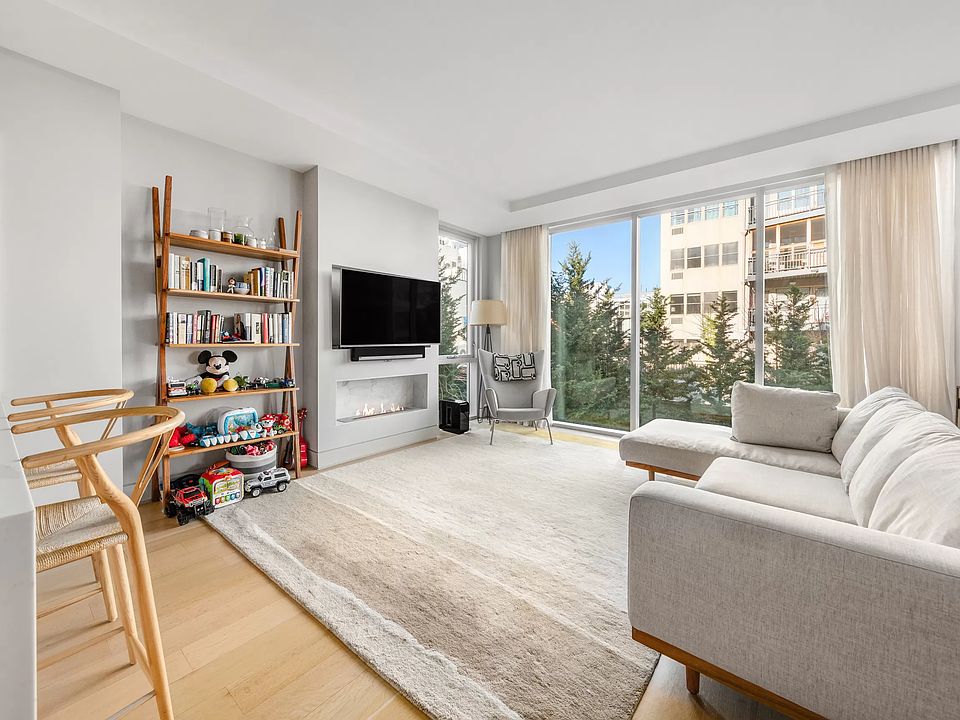 1st image of 277 1st St #3A