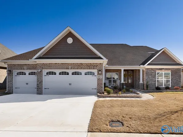 412 Wood Sage Ln, Huntsville, AL 35824
