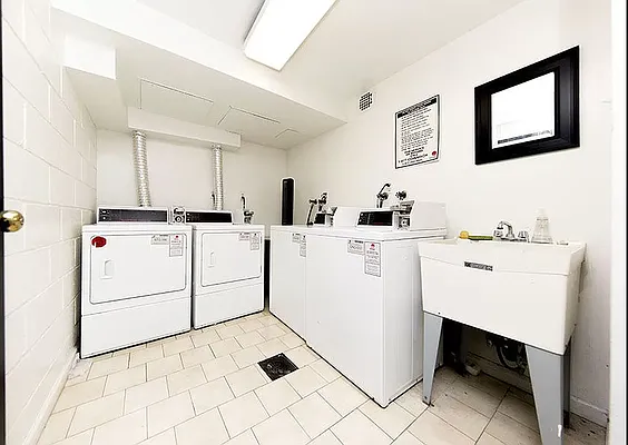 Rented by REAL New York | media 11