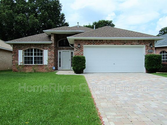 2nd image of 3207 Silverleaf Dr