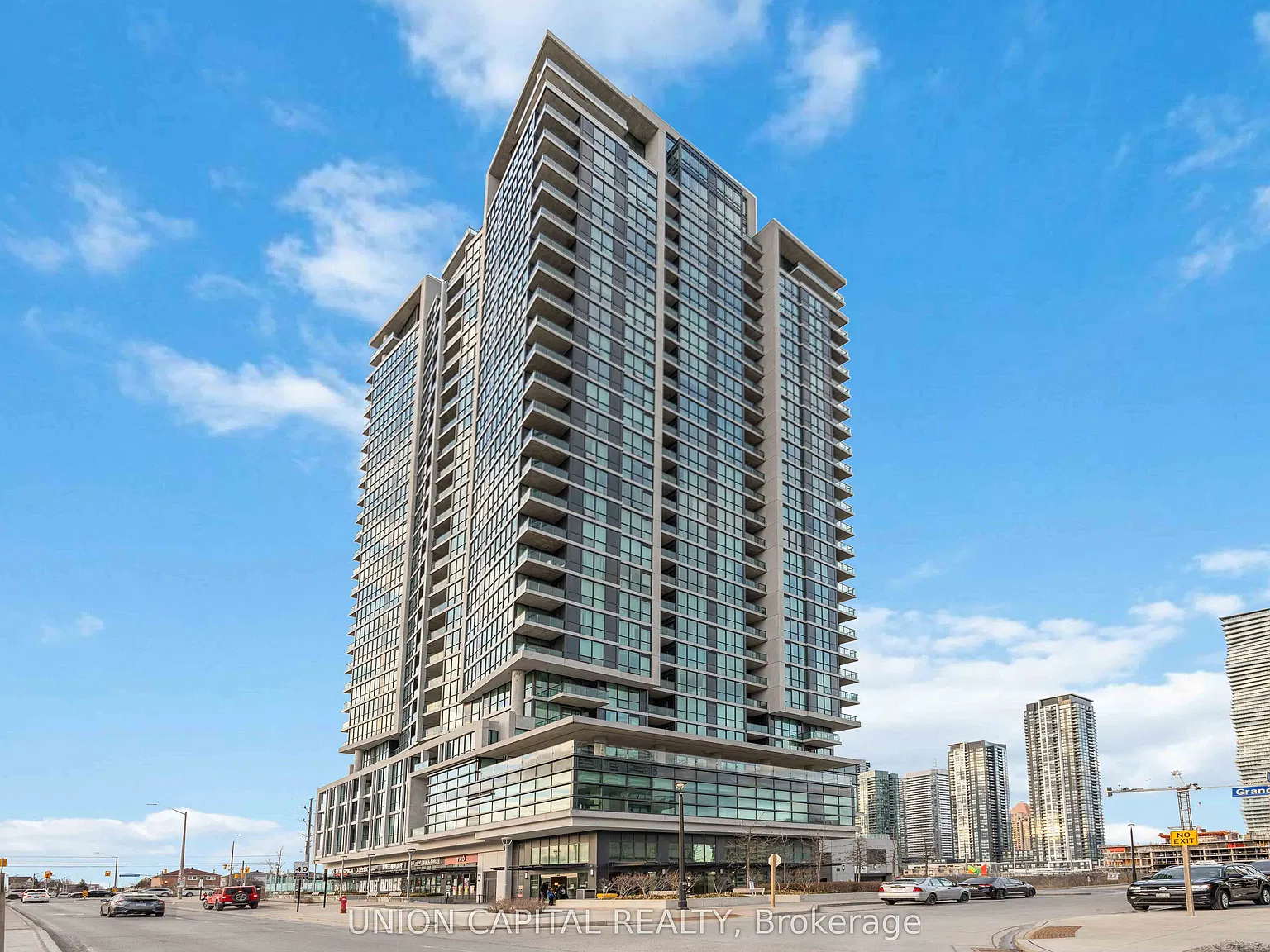 2 bed, $2,450 — Photo 1